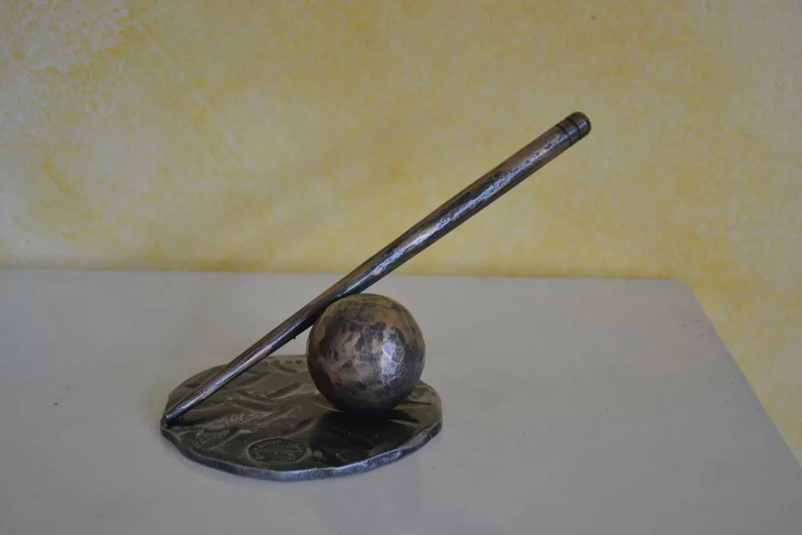 Scultura in ferro battuto terzo premio torneo biliardo.