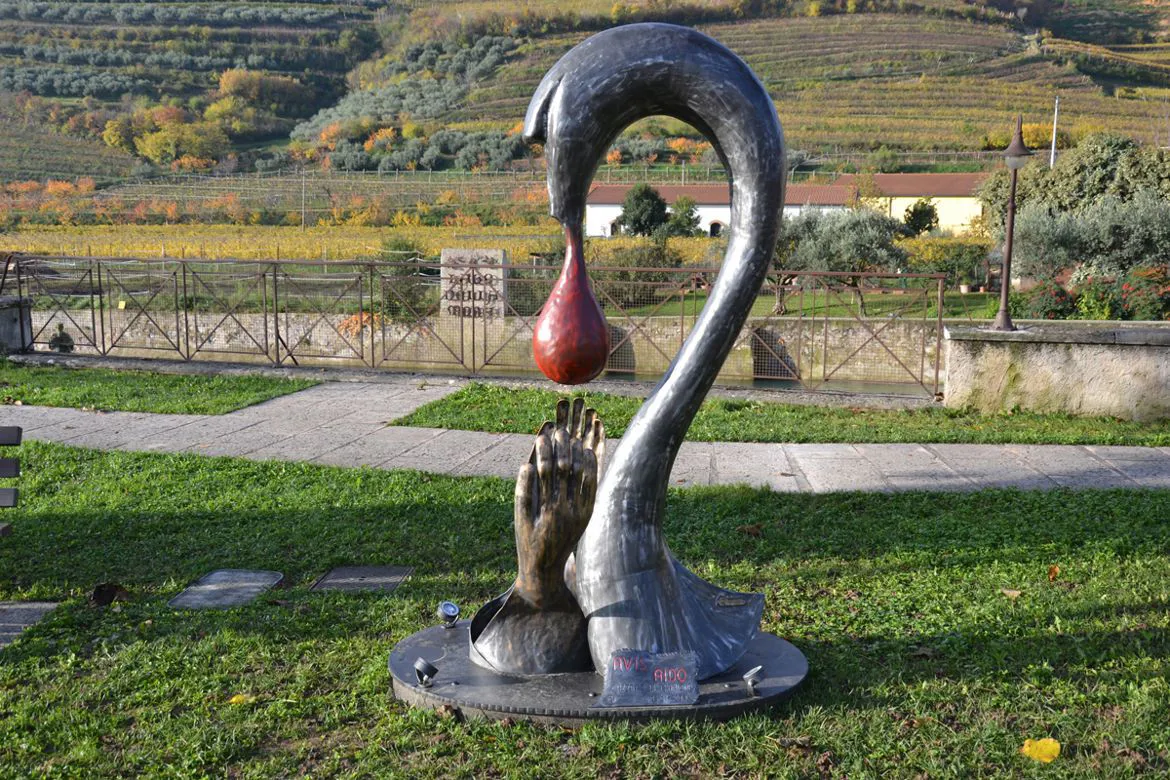 Monumento Donatori del sangue Cazzano di Tramigna