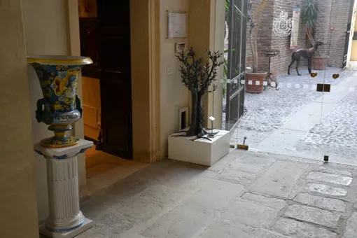 Esposizione di opere in ferro battuto al Castello Bevilacqua